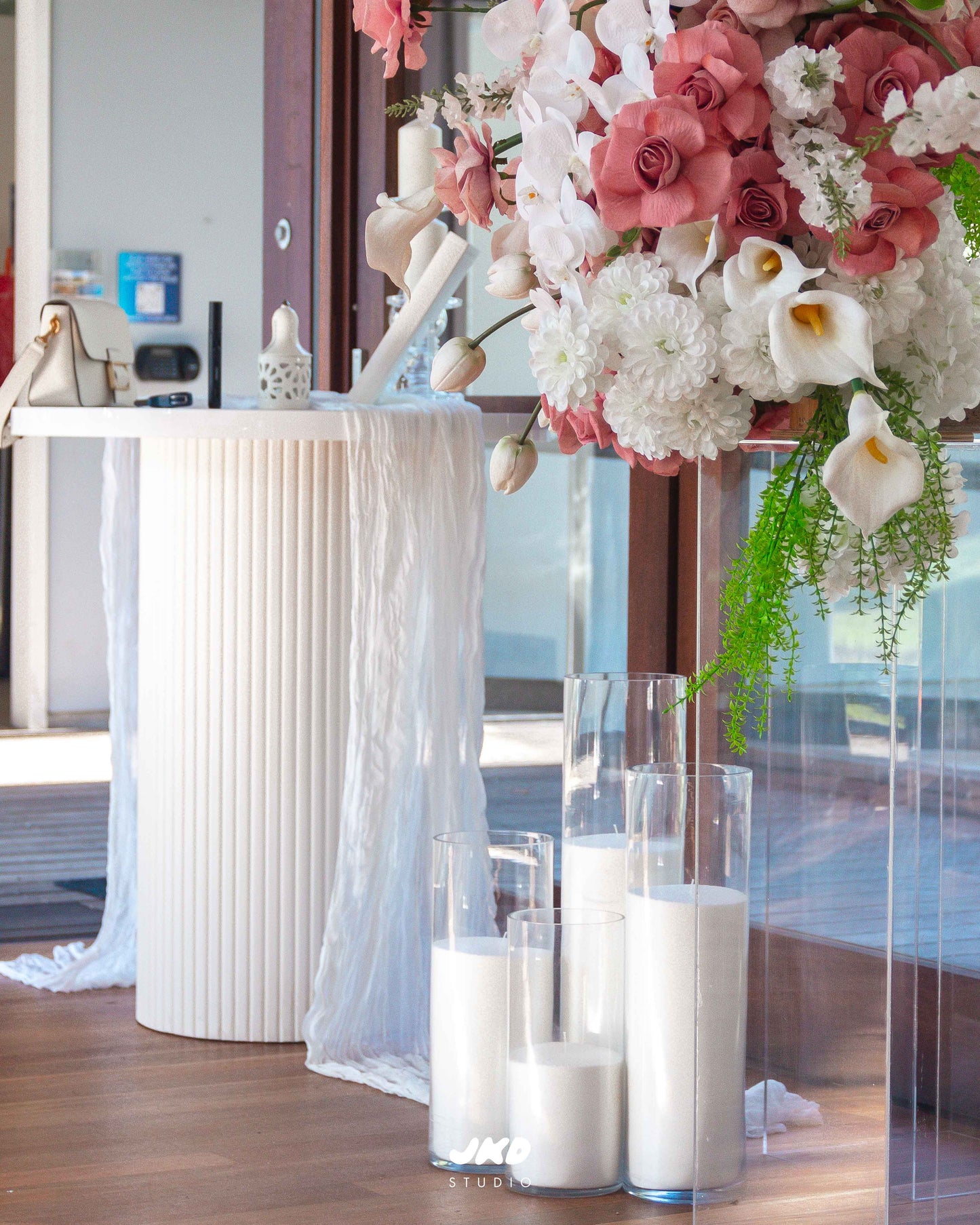 Plinth Table