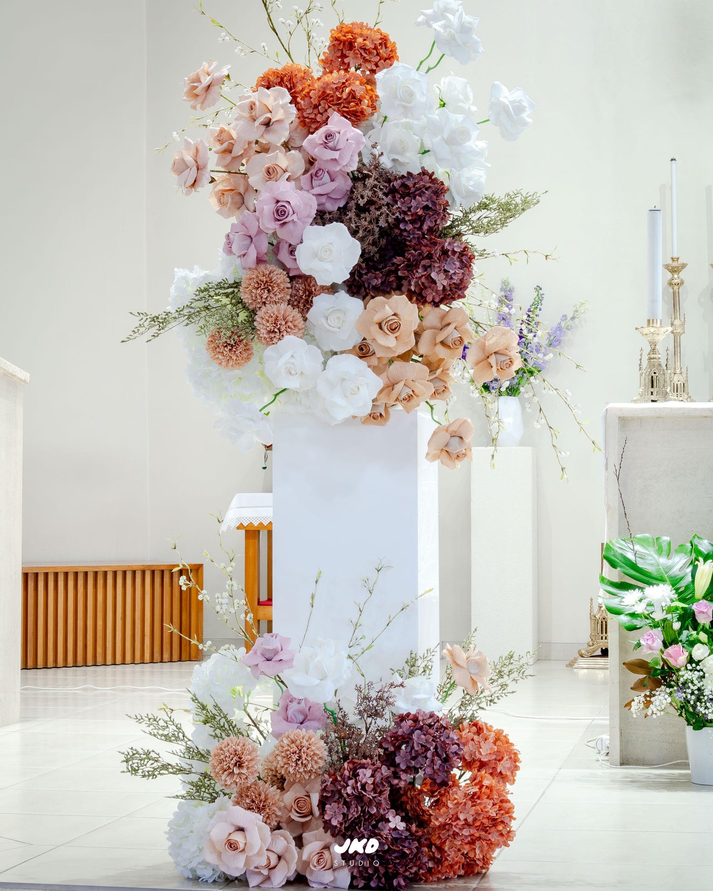 White Plinths Floral