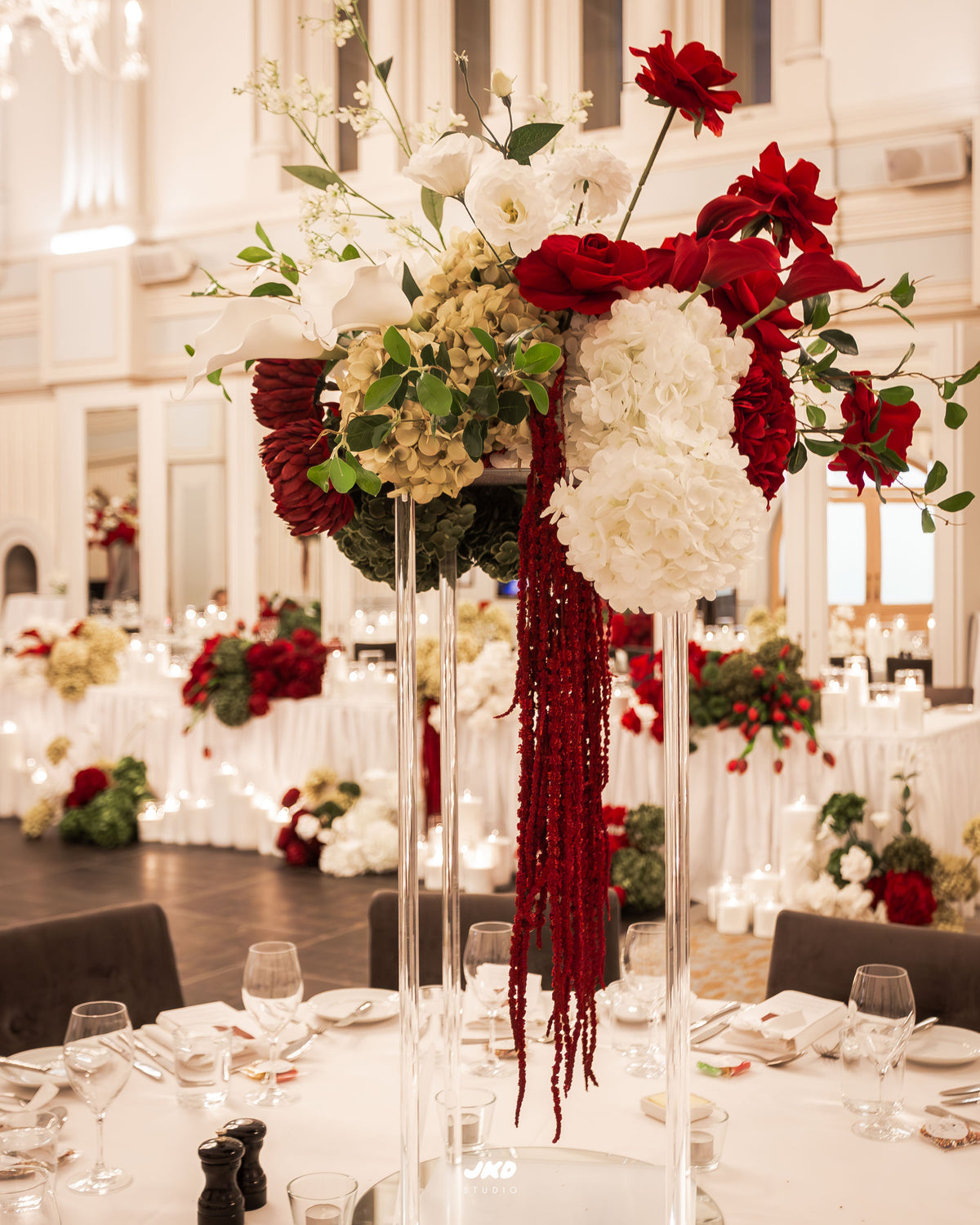 Clear Acrylic Table Centrepiece