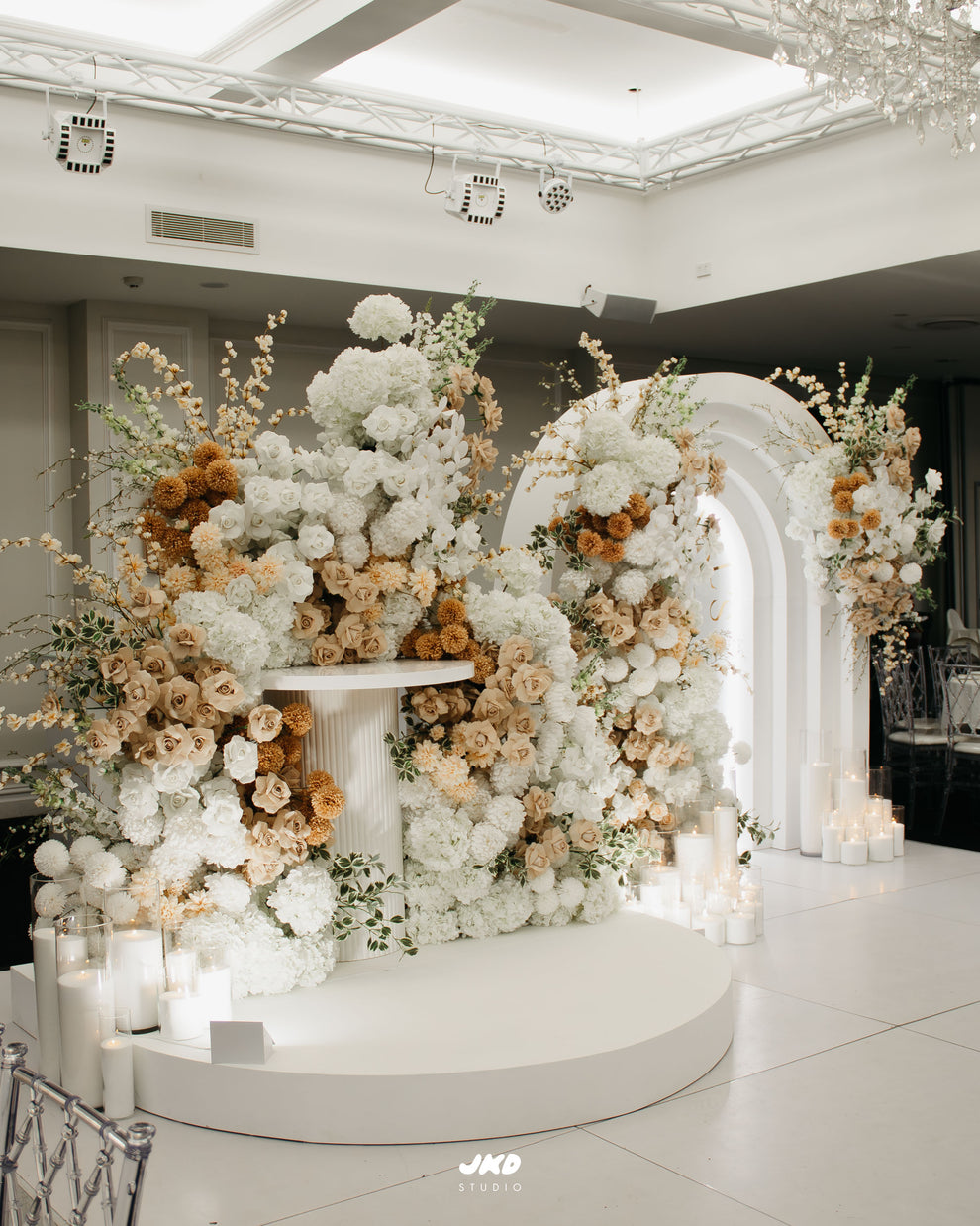 Plinth Table Floral | Elegant Floral & Backdrop Styling – Sydney's ...